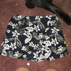🥳 5 for $25🥳 NWOT Hollister skort